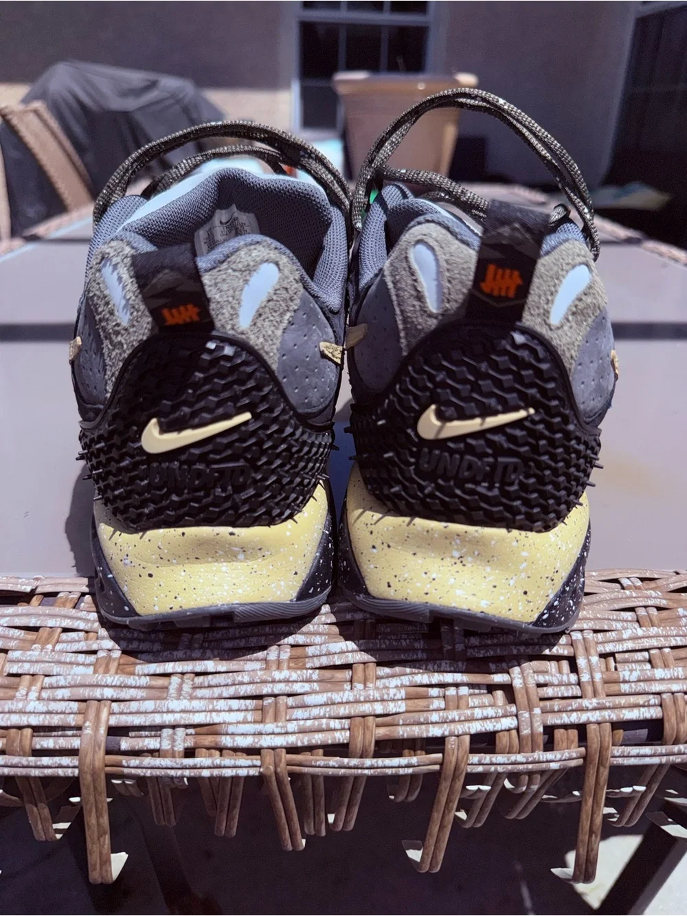 UNDEFEATED x Nike Air Terra Humara Cargo Khaki Black Gold Size 12